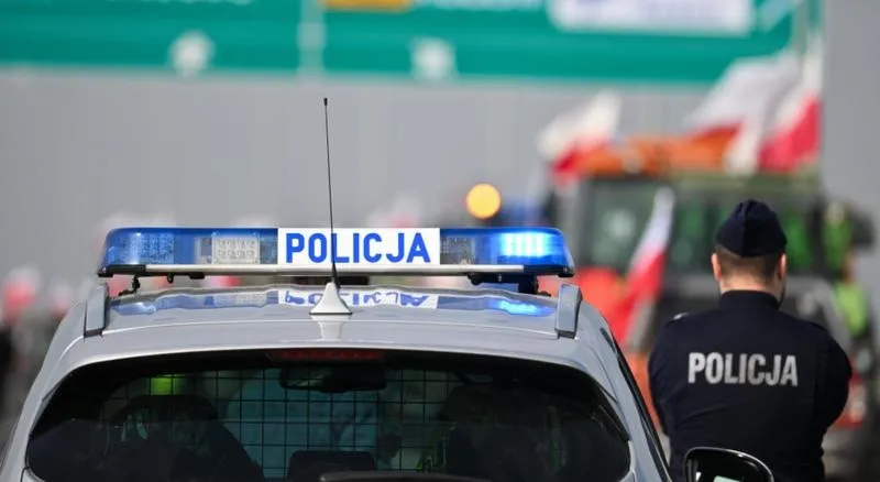 Jak kształtują się wynagrodzenia – ile zarabia policjant w 2026 roku?