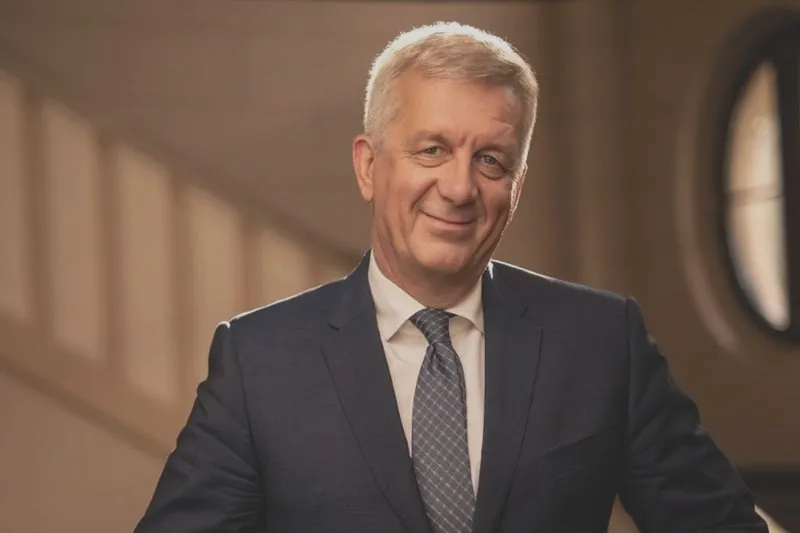 Jak poprawnie określić pracę inżynierską po angielsku?