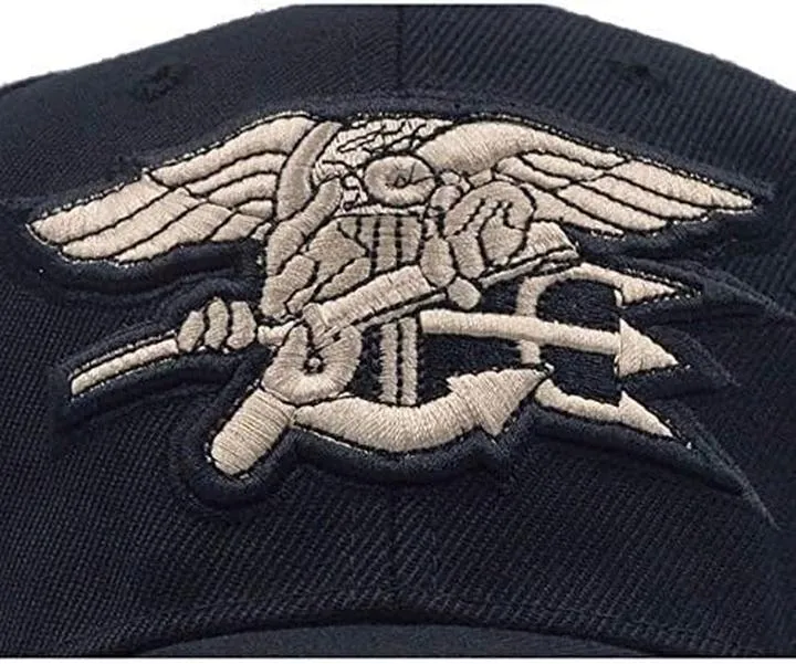 Jakie są zarobki w Navy Seals i co wpływa na wynagrodzenie?