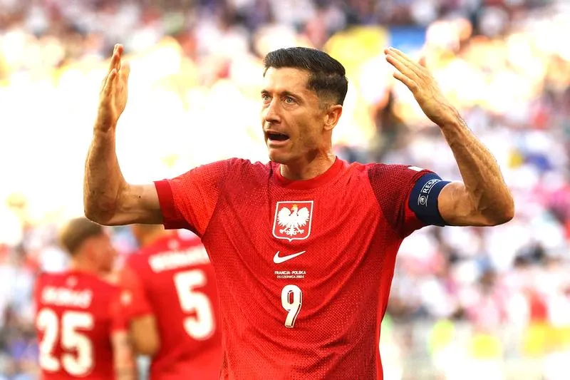 Finansowa kariera Lewandowskiego