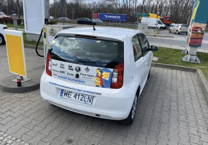 Mobilna reklama na aucie