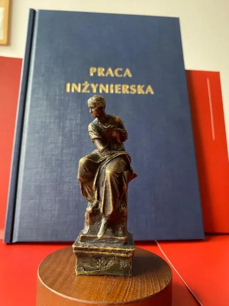 Różnice pracy inżynierskiej a dyplomowa